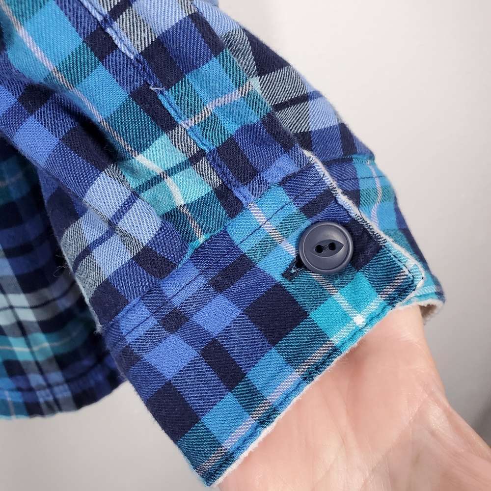 L.L. BEAN FLEECE LINED FLANNEL SHACKET - GUC - Picture 6 of 10